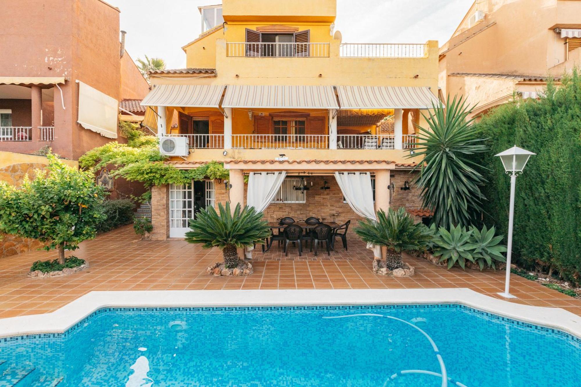 Chalet, Villa Rodeada De Naturaleza Piscina A Doce Klm De Valencia Y 7 Del Aeropuerto Exterior foto